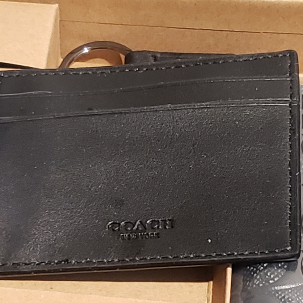 ▪︎New, In Box! COACH Leather Embossed Signature Men's 3 in 1 Wallet Gift Set - Picture 6 of 8